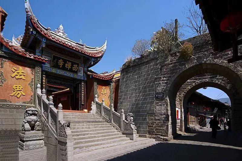 辅警可以考公务员么