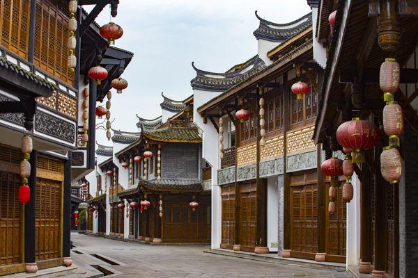 深圳市妇女第七次代表大会召开